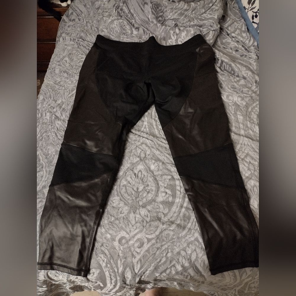 Lane Bryant active leggings